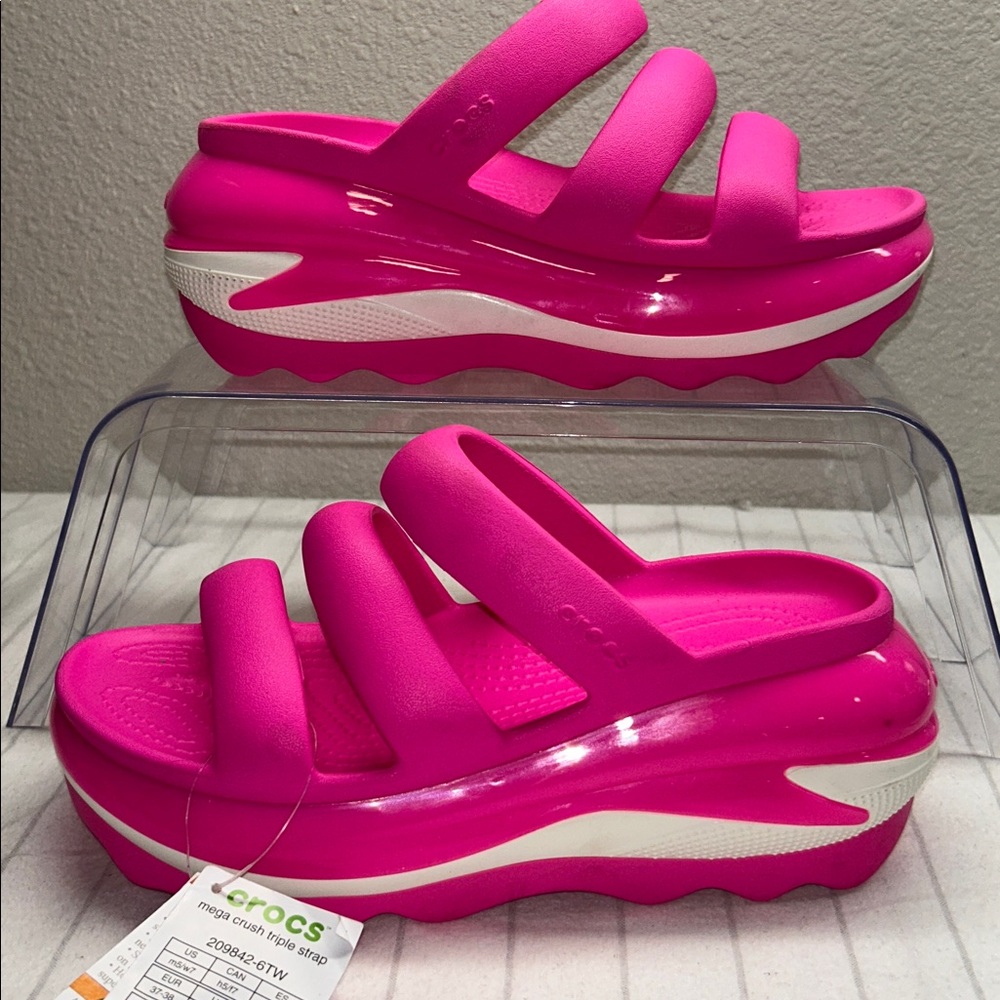 Crocs WOMEN'S MEGA CRUSH TRIPLE STRAP Pink Crush Size 5M Or 7W - Picture 4 of 11